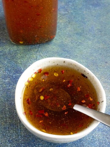 How to Make Spicy Vinegar