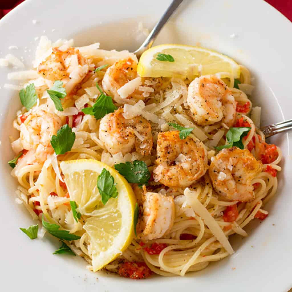 Roasted Red Pepper Shrimp Pasta with Goat Cheese (30 Min) - Chili ...
