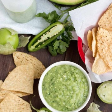 Avocado-Tomatillo Salsa Verde - Mexican Green Table Sauce - Recipe