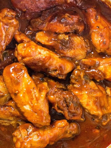 One-Pot Sweet and Spicy BBQ Chicken Wings Recipe