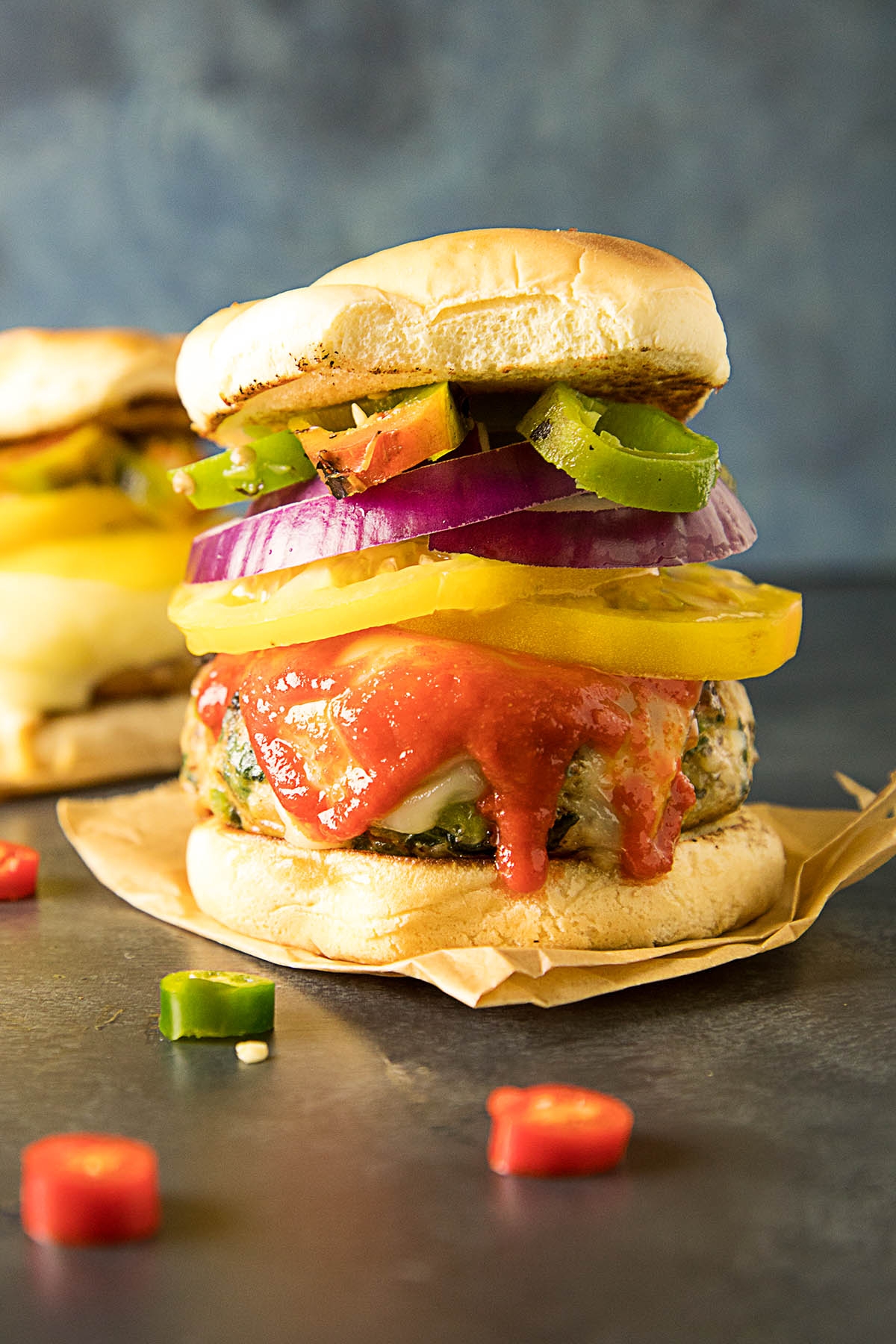 spicy ground chicken burgers with spinach and manchego