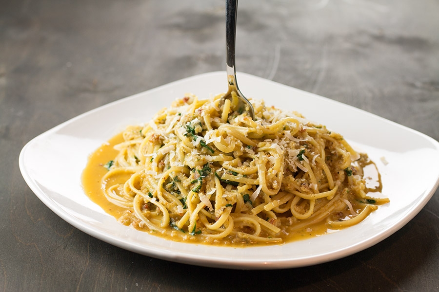 linguine with cauliflower carbonara sauce