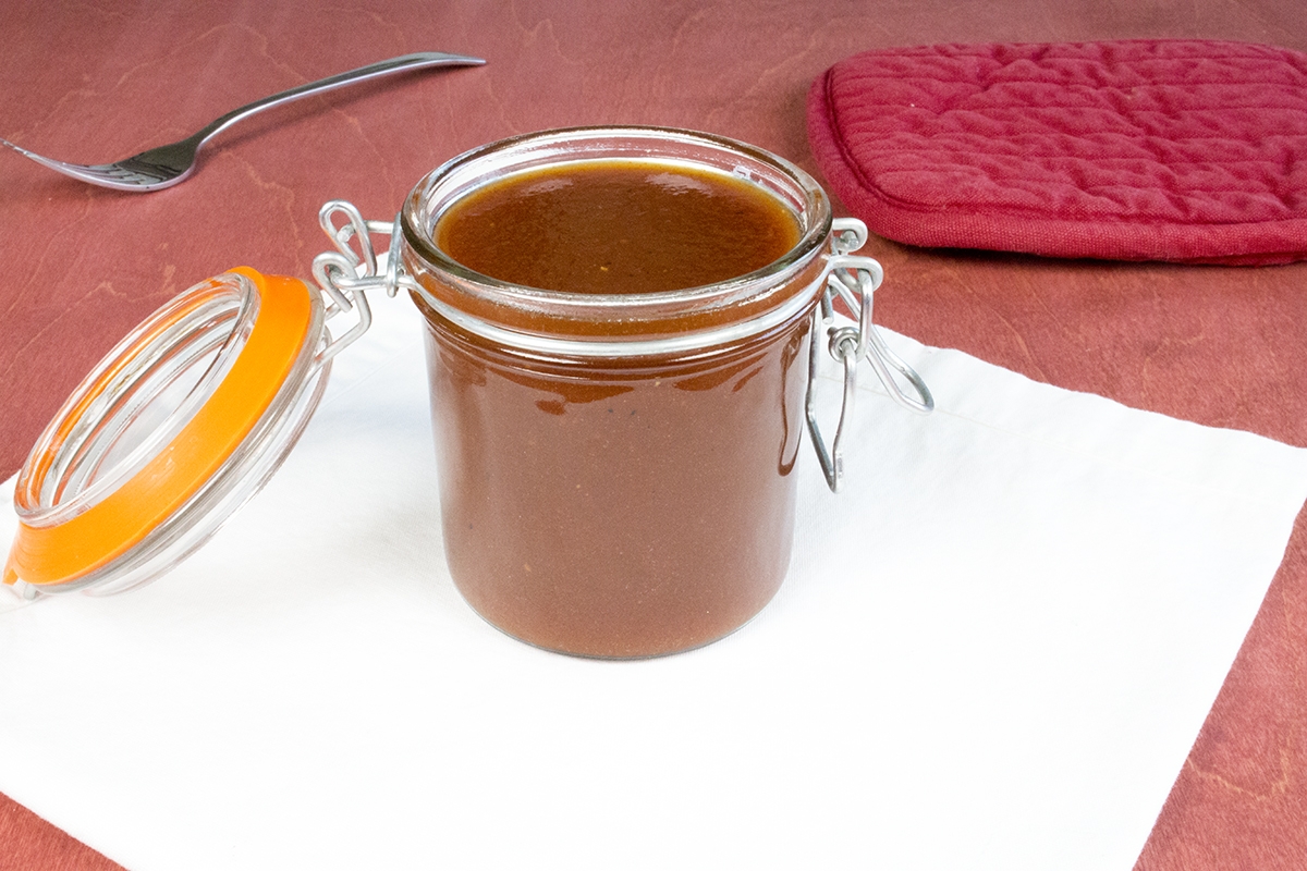 jalapeno-honey-bourbon barbecue sauce