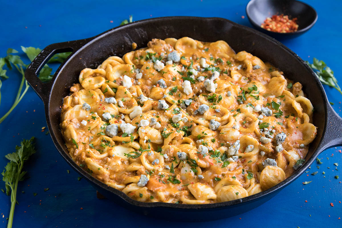 Easy Creamy Buffalo Chicken Mac and Cheese Chili Pepper Madness
