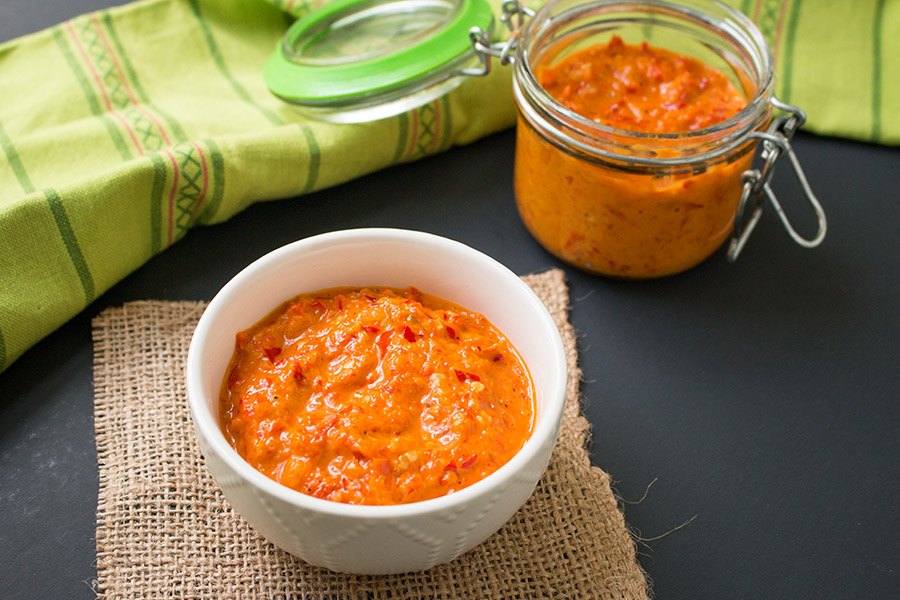 Fresh Chili Paste Recipe - How to Make Chili Paste from Fresh Chili Peppers