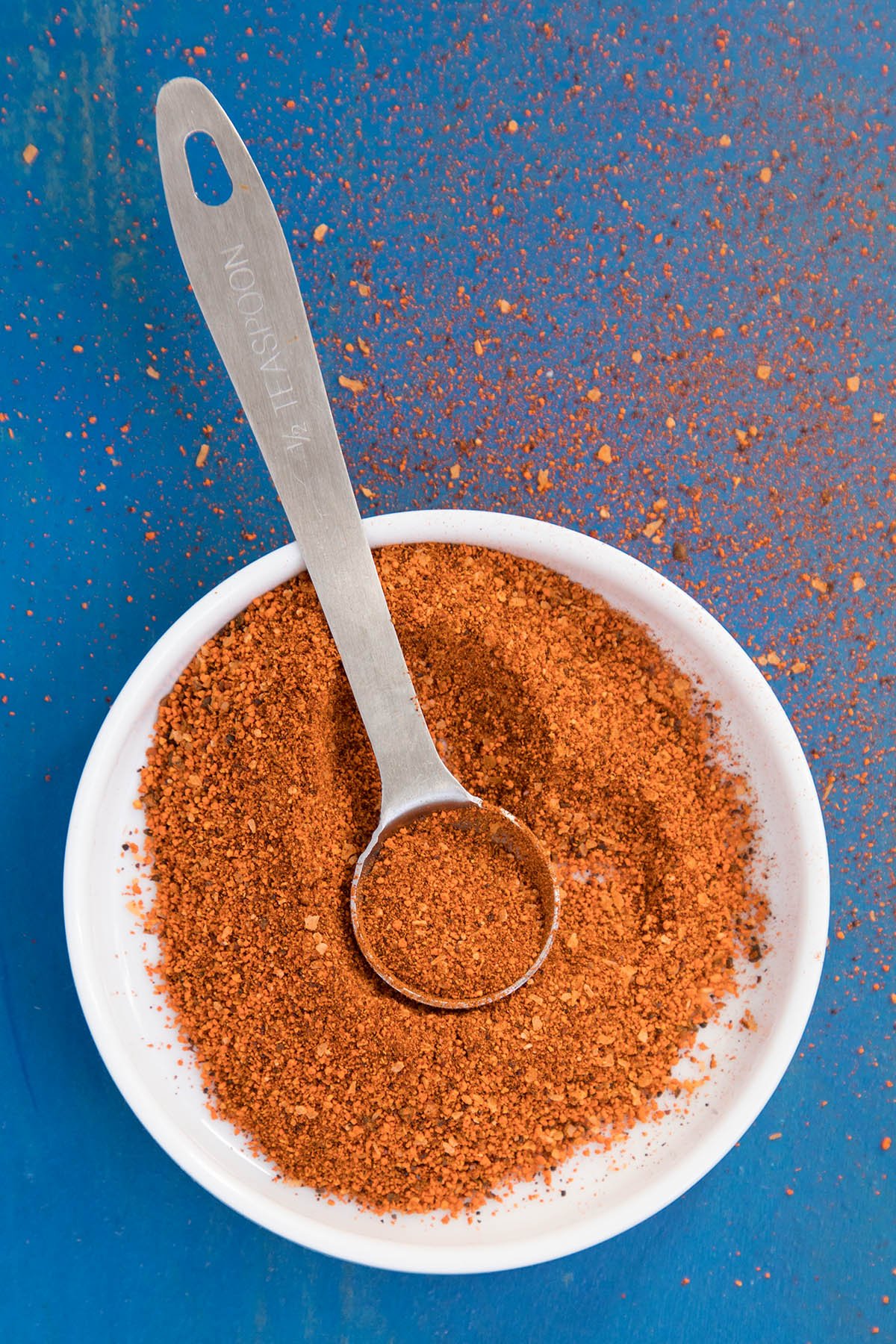 How to Make Homemade Spicy Chili Powder - A Recipe