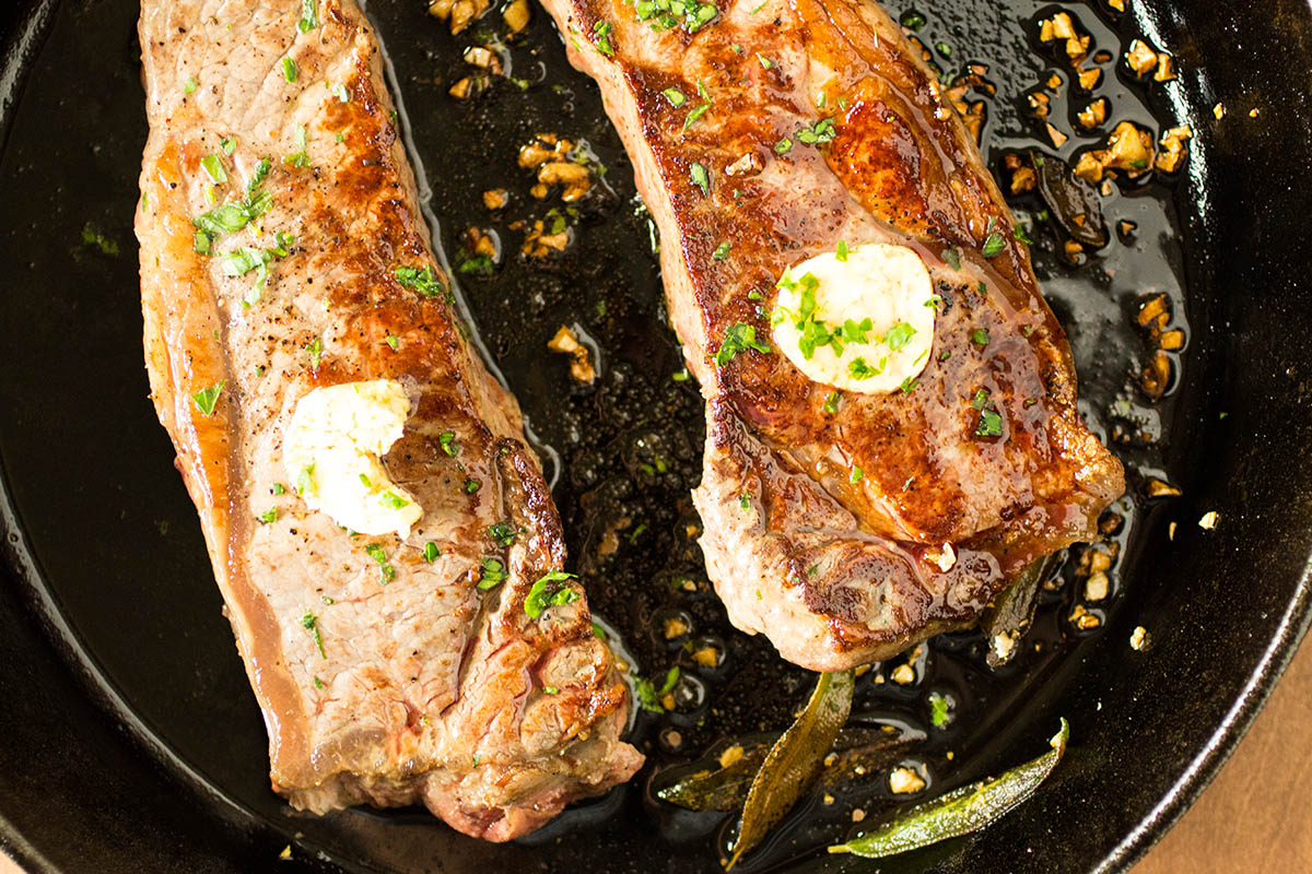 Pan Seared New York Strip Steak With Cream Sauce Ny Strip