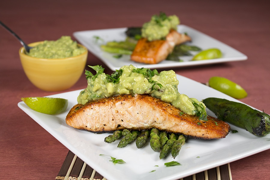 pan seared salmon with spicy avocado sauce