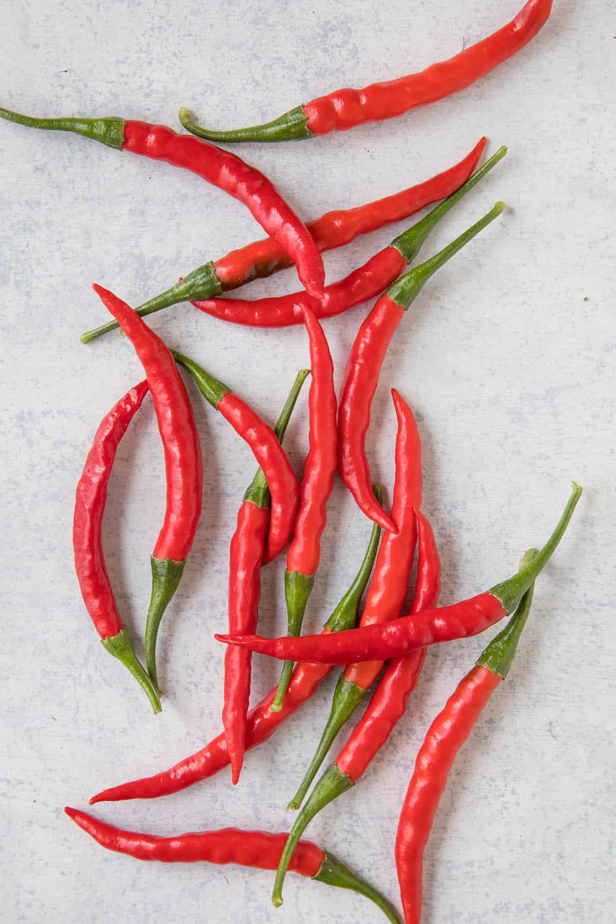 Dagger Pod Chili Peppers - Cayenne-Type