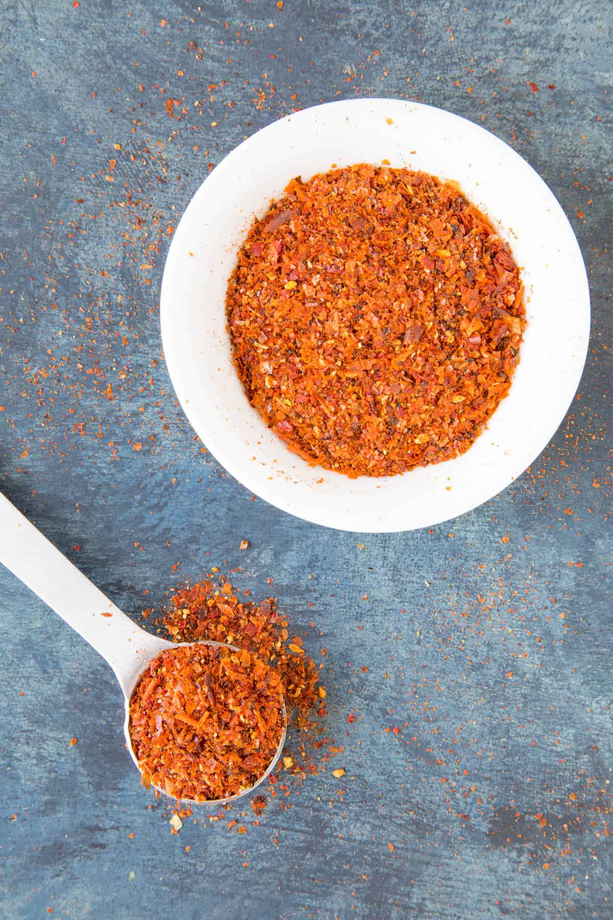Homemade Roasted Red Jalapeno Chili Powder looking absolutely stunning.
