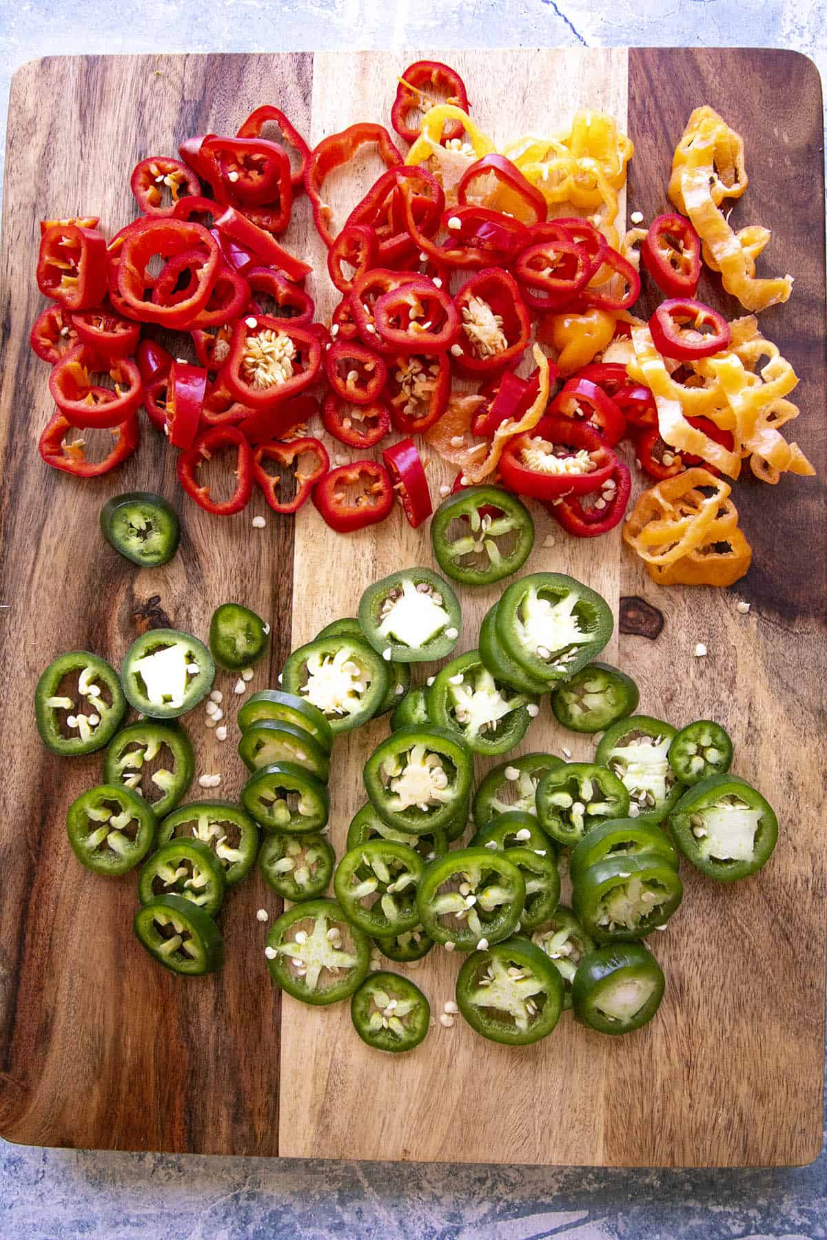 Sliced peppers for pickling