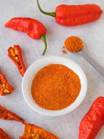 Homemade Ghost Pepper Powder - Recipe