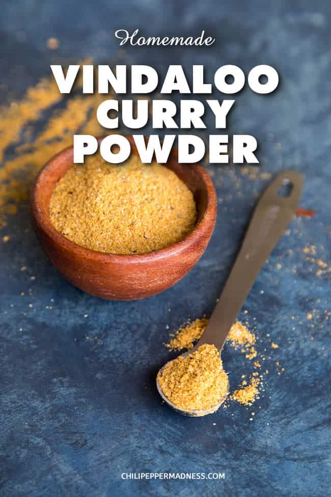 Vindaloo Curry Powder - Make your own homemade vindaloo curry powder blend at home with this recipe, including cayenne, garlic, paprika, ginger, cumin, coriander, turmeric, cinnamon and more. #CurryPowder #Indianfood