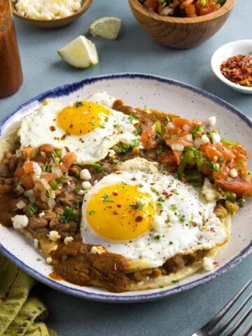 Easy Huevos Rancheros Recipe