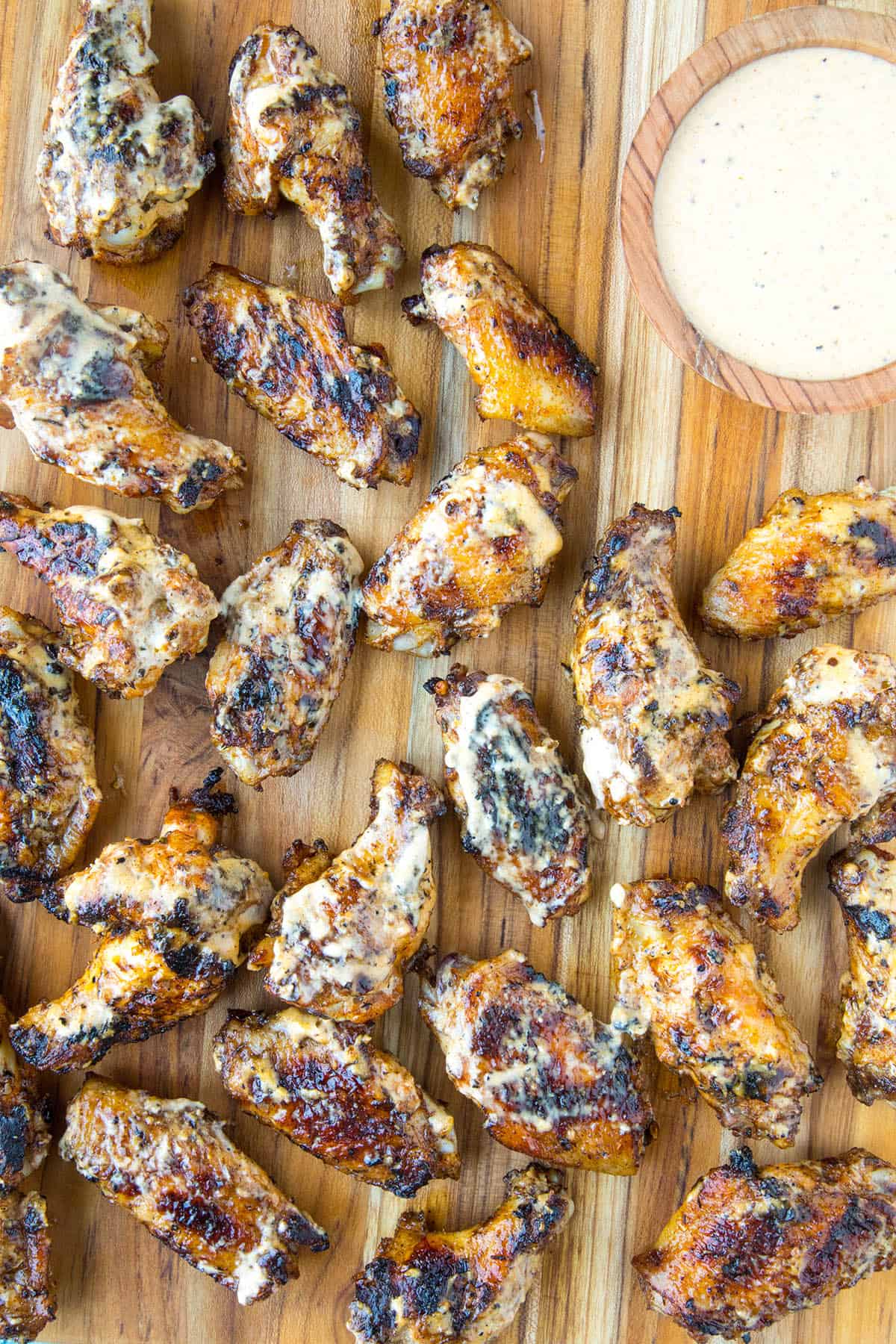 Grilled Chicken Wings with Alabama White BBQ Sauce, ready to serve