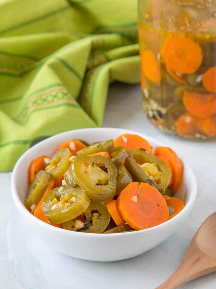 Taqueria Style Pickled Jalapenos and Carrots Recipe