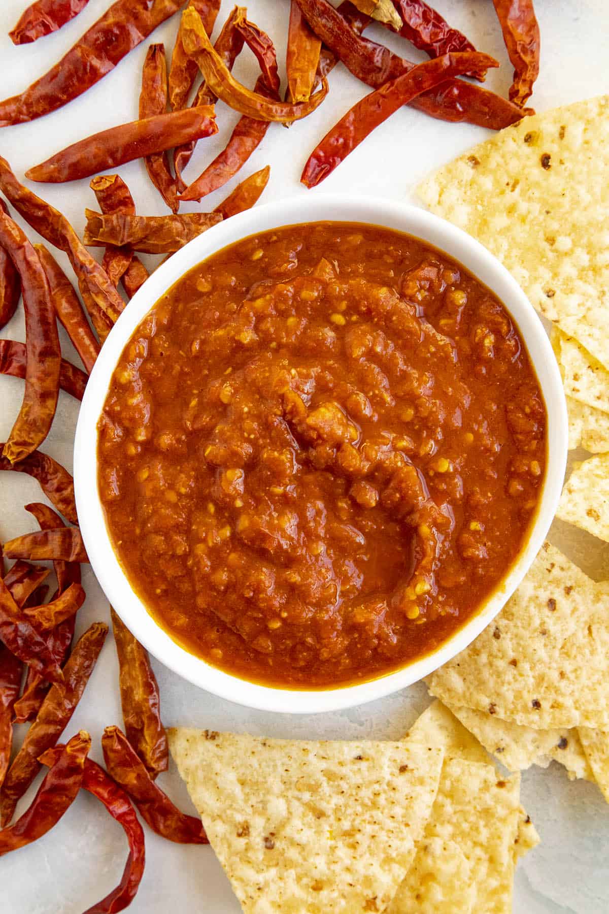Chile de Arbol Salsa with chips, ready to serve