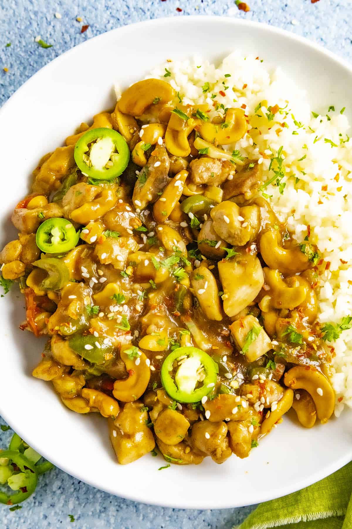 Delicious Cashew Chicken in a bowl with garnish