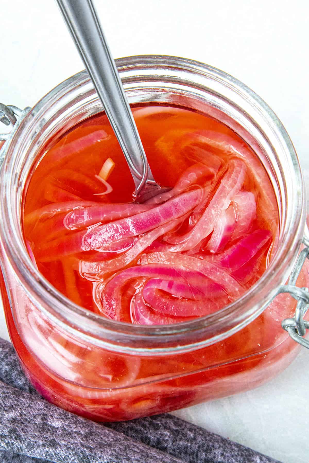 Crisp, flavorful pickled red onions in a jar