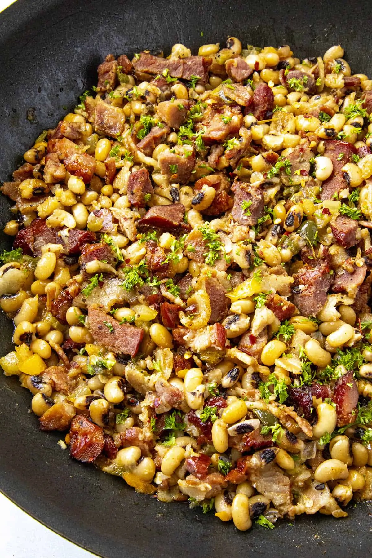 Black Eyed Peas in a pan with garnish