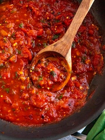 A spoonful of the Fra Diavolo Sauce