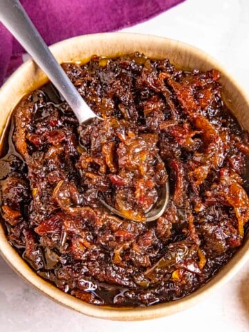 Slow Cooker Bacon Jam in a bowl