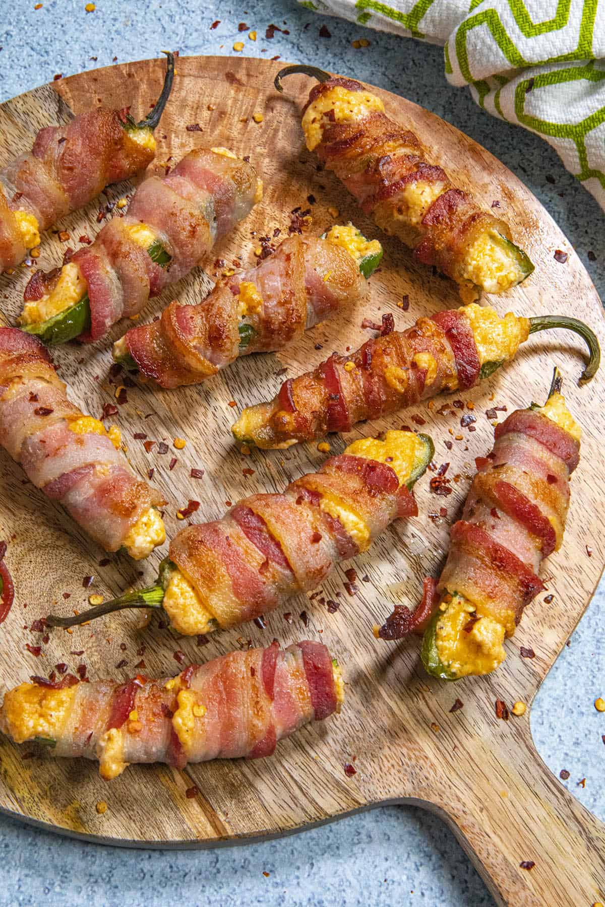 Air Fryer Jalapeno Poppers on a platter