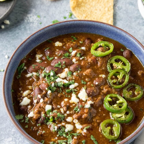 Southwest Style Slow Cooker Chili Recipe