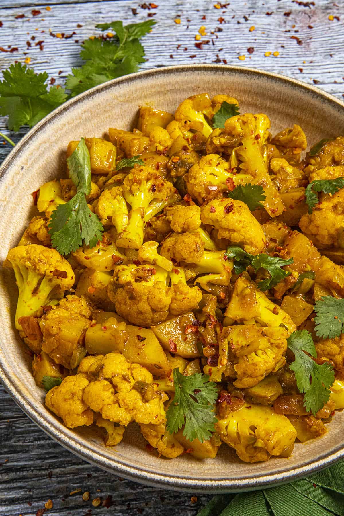 Aloo Gobi Recipe (Indian Spiced Potato and Cauliflower) - Chili Pepper ...