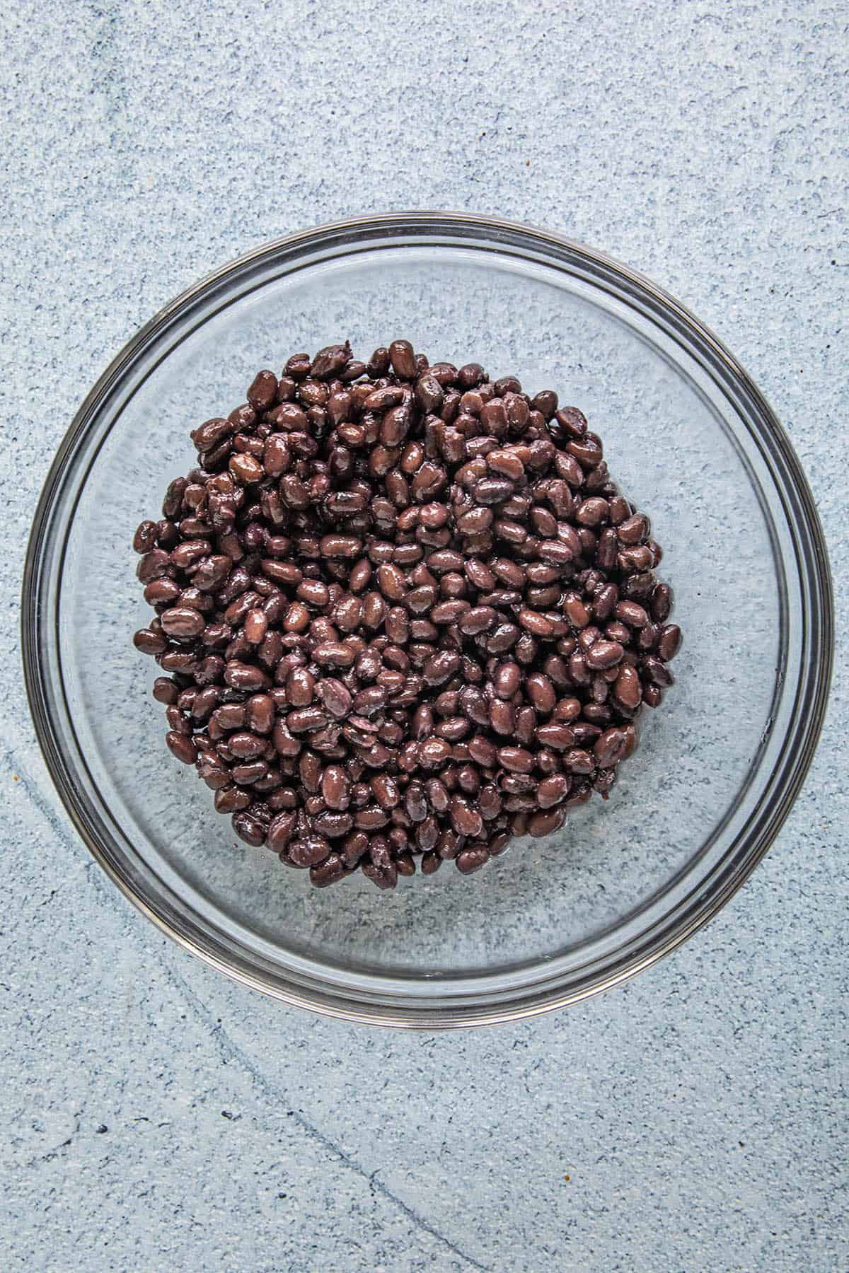 Rinsed black beans in a bowl