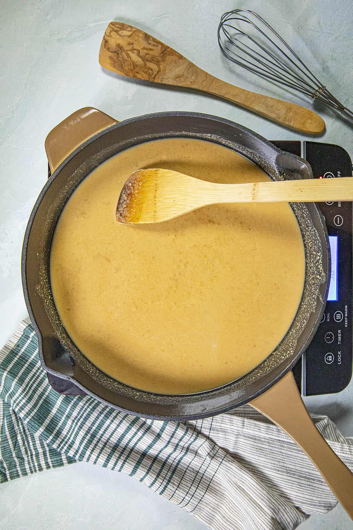 A blonde roux in a pan