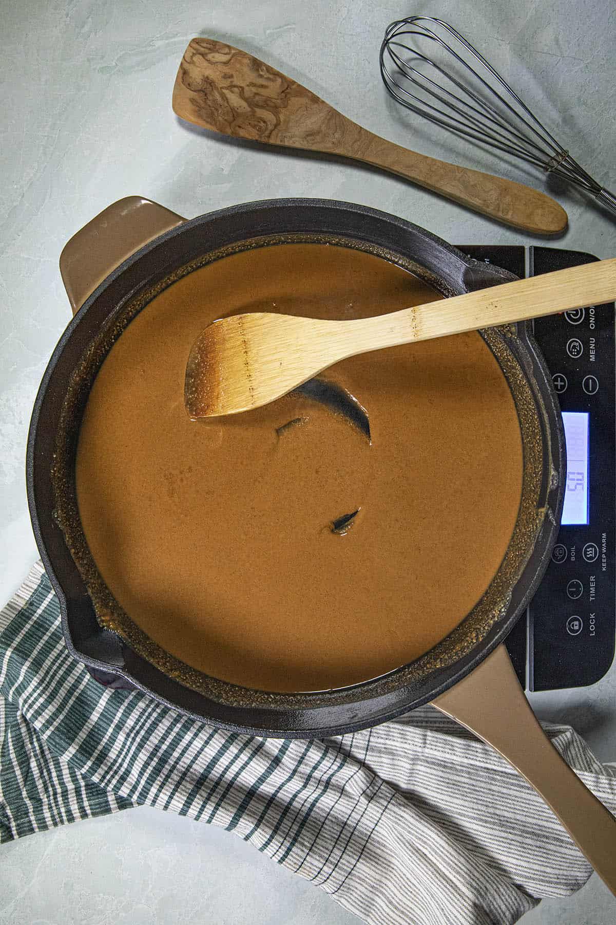 A brown roux in a pan