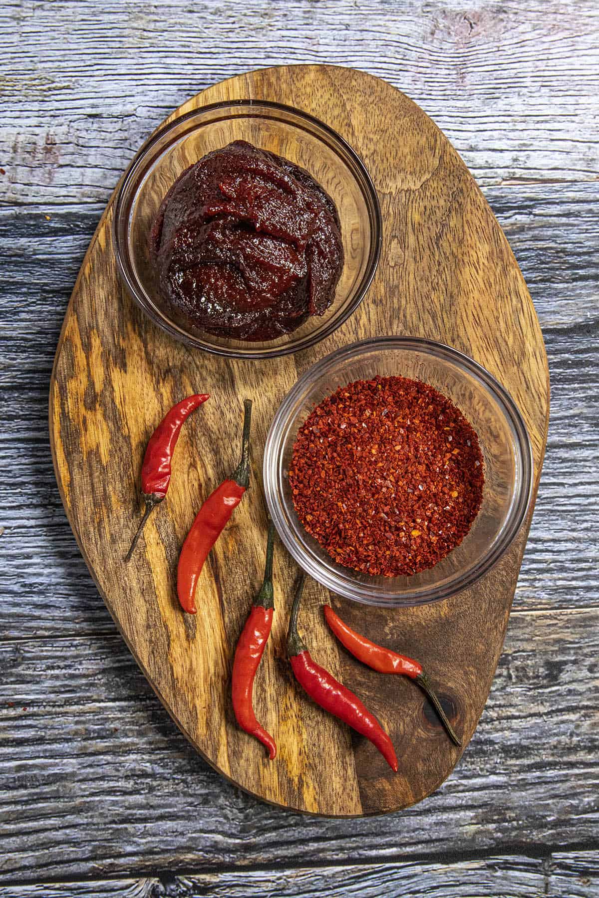 Buldak ingredients (gochujang, gochugaru, and spicy chilies)