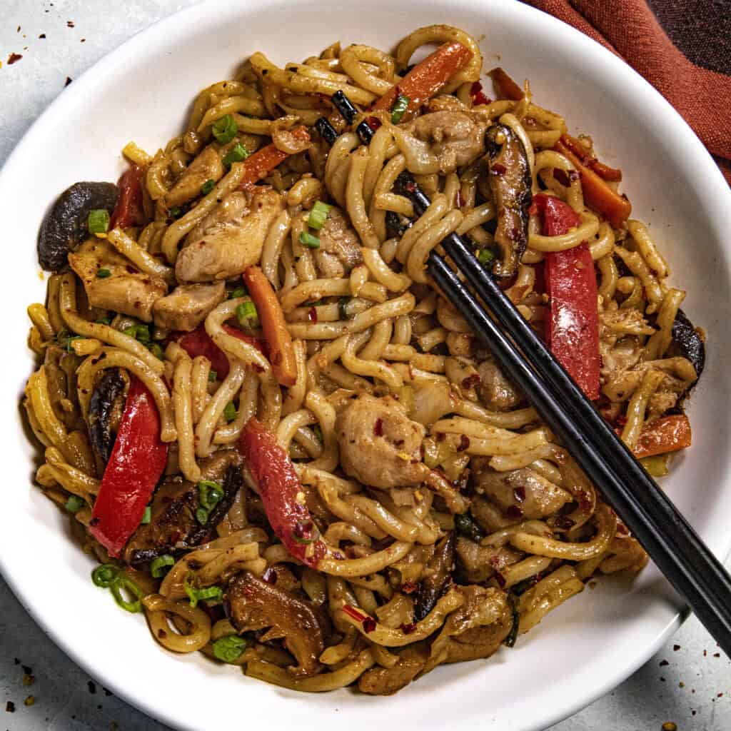 Yaki Udon Recipe (Japanese Stir Fried Udon Noodles) Chili Pepper Madness