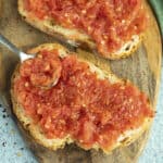Pan con Tomate Recipe (Spanish Tomato Bread)