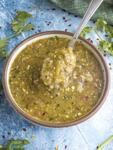 Creamy Tomatillo Sauce Recipe (Creamy Verde)