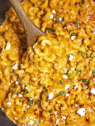 Buffalo Chicken Mac and Cheese on a serving spoon