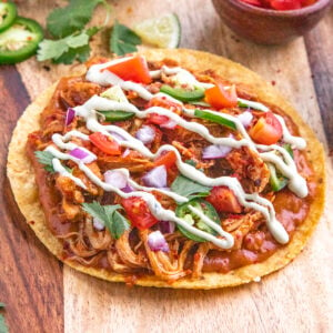 Tostadas de Tinga Recipe (Chicken Tinga Tostadas)