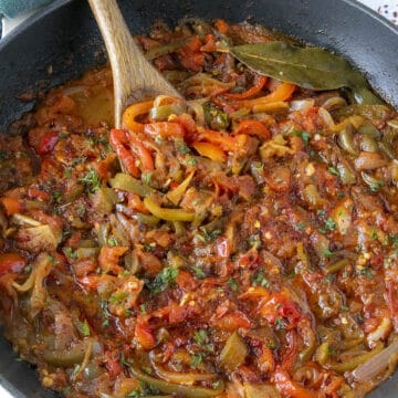 Piperade Recipe (Basque Tomato-Pepper Sauce)