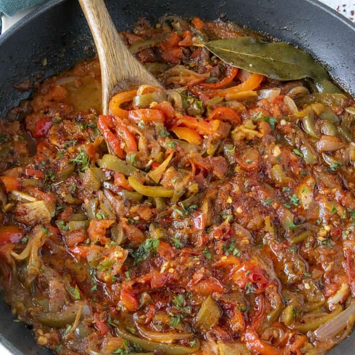 Piperade Recipe (Basque Tomato-Pepper Sauce)