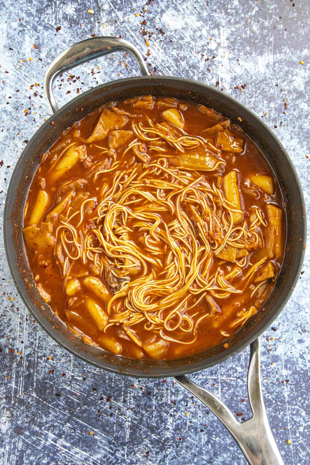 Simmering Rabokki in a pan