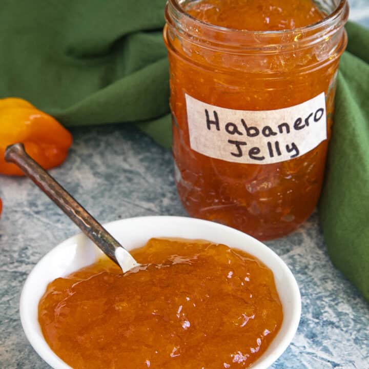 Habanero Jelly in a jar and in a bowl