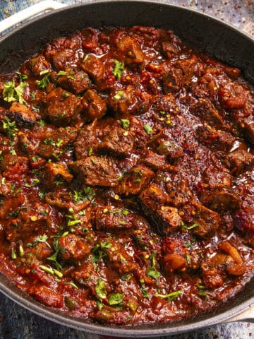 Awaze Tibs Recipe (Ethiopian Beef Tibs)