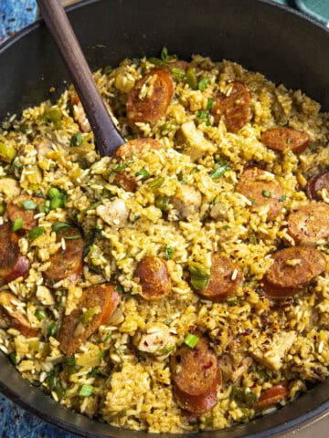 Chicken and Sausage Jambalaya Recipe (Cajun Jambalaya)