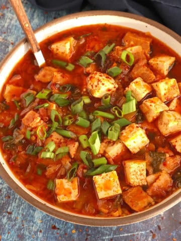 Kimchi Jjigae Recipe (Korean Kimchi Stew)