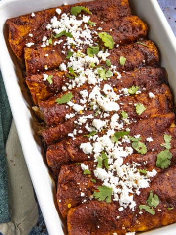 Chicken Enchiladas Recipe (Enchiladas Rojas)