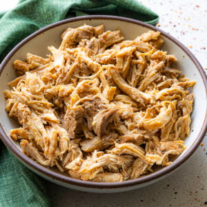 Shredded Chicken Recipe (How to Make Shredded Chicken)
