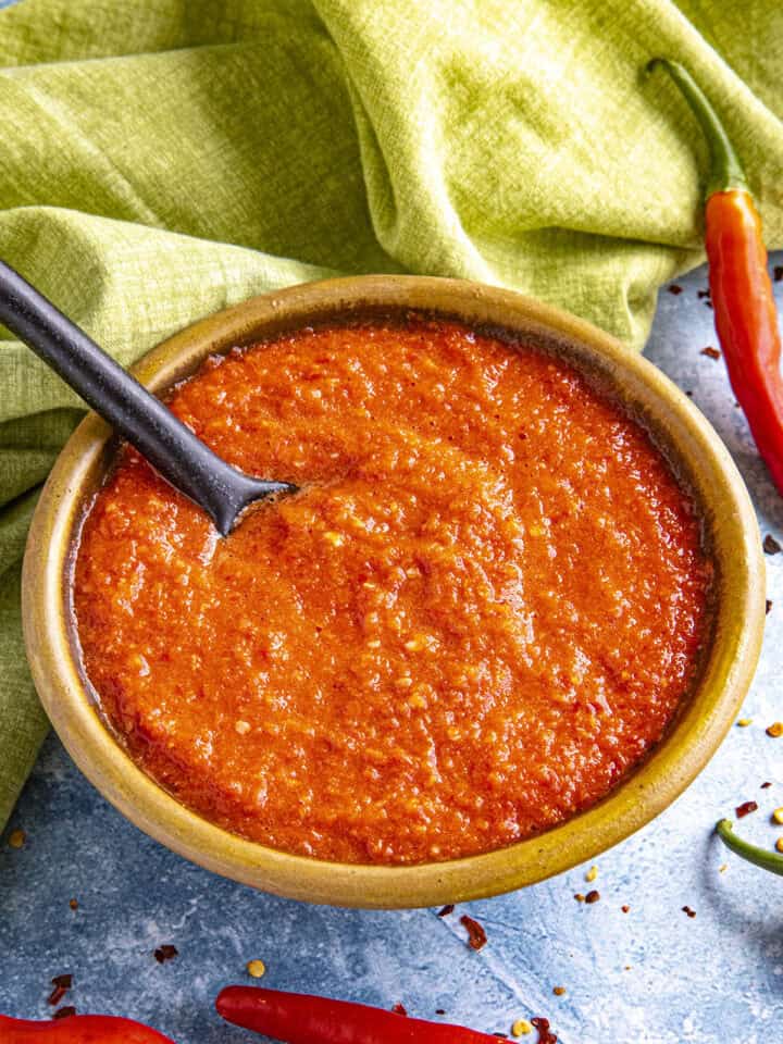 Sambal Oelek in a bowl, ready to use