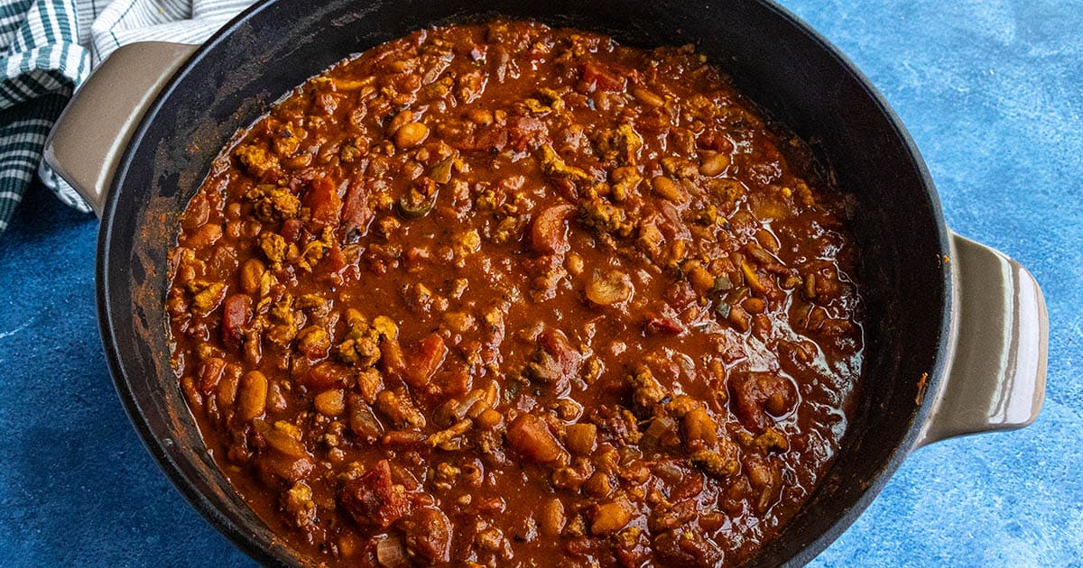 Easy Turkey Chili Recipe (Hearty, Healthy & Packed with Flavor) - Chili Pepper Madness