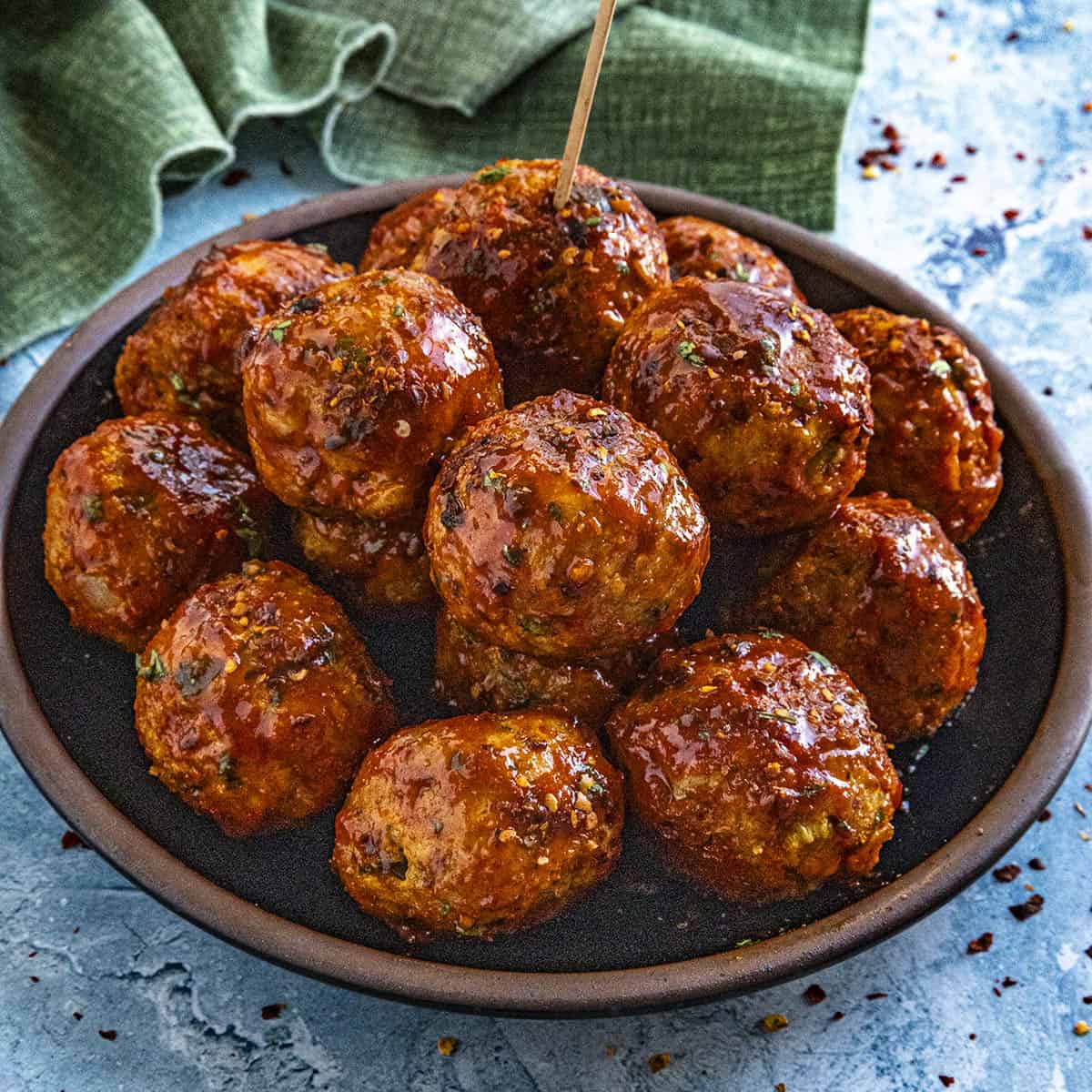 Honey-Sriracha Meatballs Recipe - Chili Pepper Madness